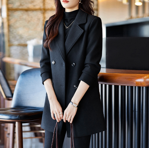Abrigo largo estilo blazer – Elegancia invernal atemporal