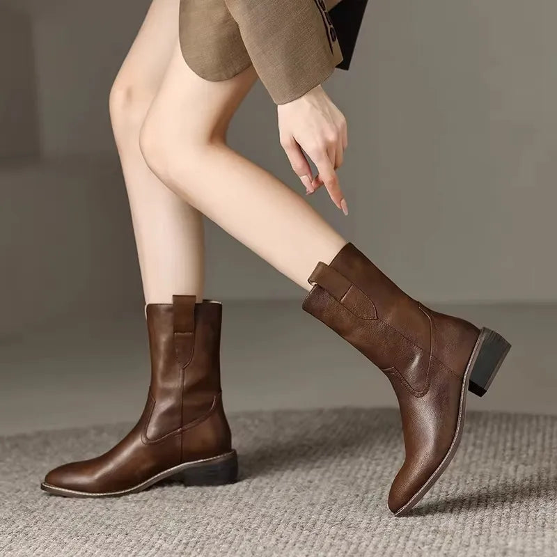 Botines con tacón bloque – Elegancia y confort diario